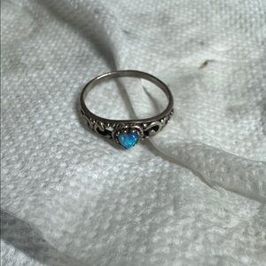 Ring w/blue Opal